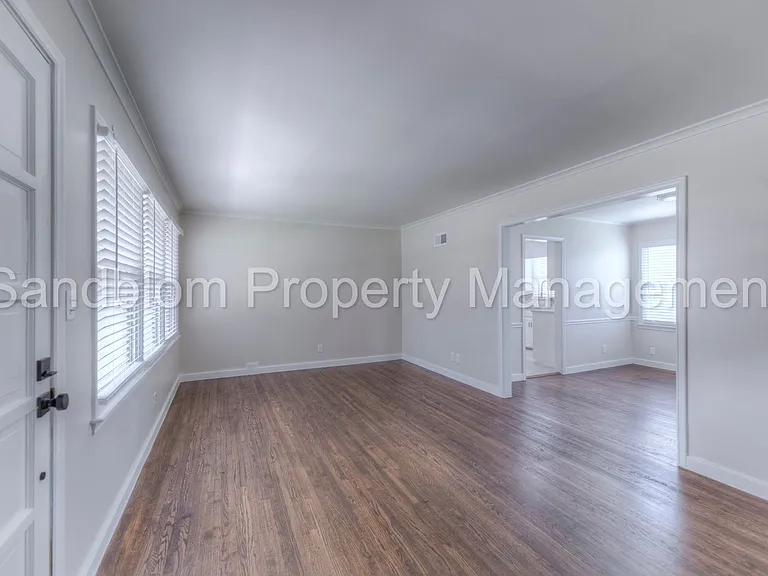 5169 S Troost Ave — Photo 3