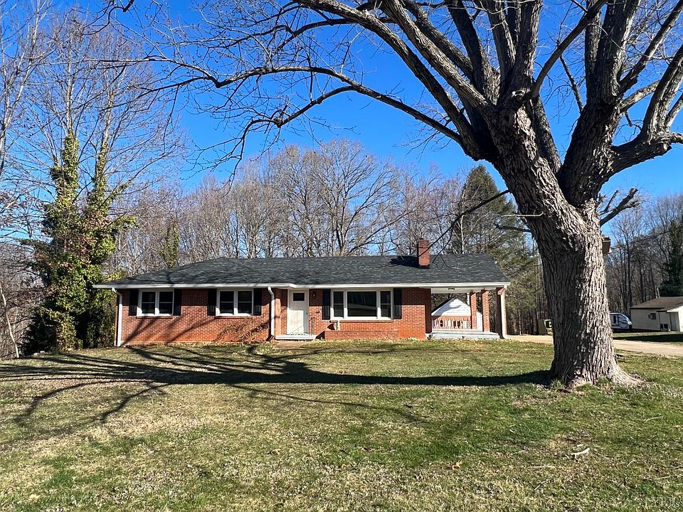 1st image of 229 Hilltop Dr