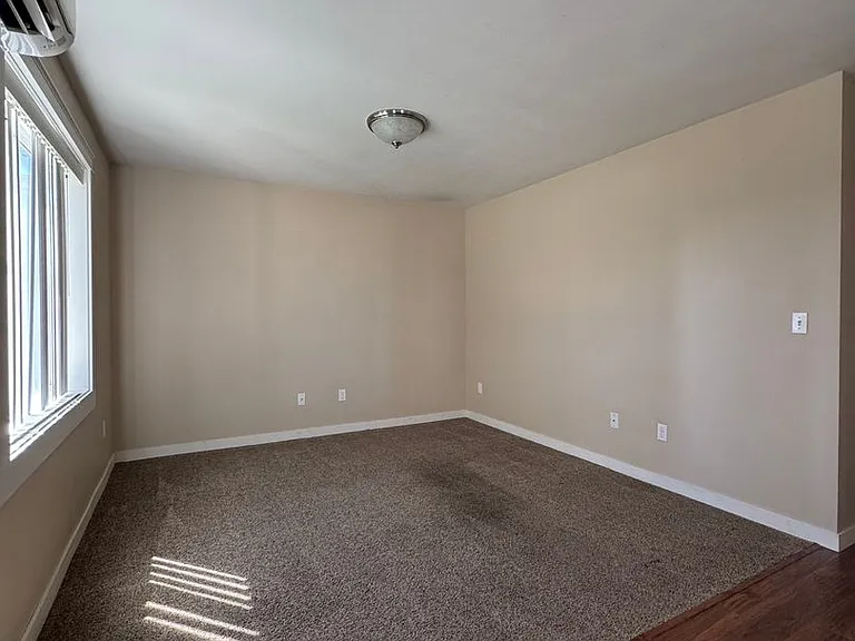 2219 Airport Rd — Photo 7