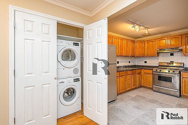 1st image of 608 Sterling Pl #3