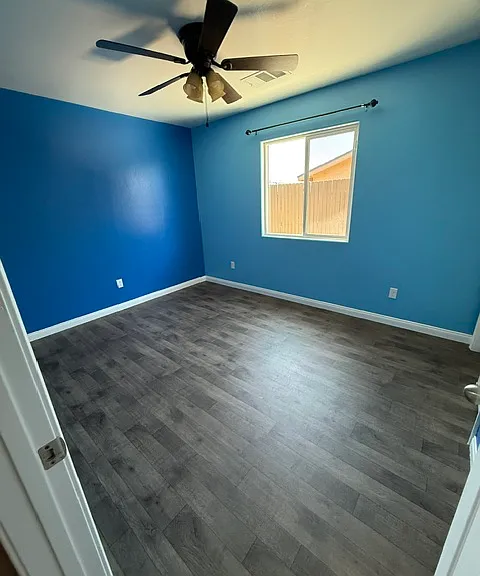 1037 Honeybell Ct — Photo 11