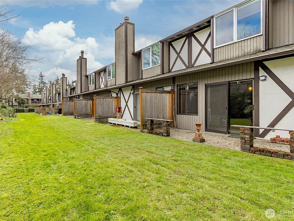 1st image of 317 SW 112th Street #302