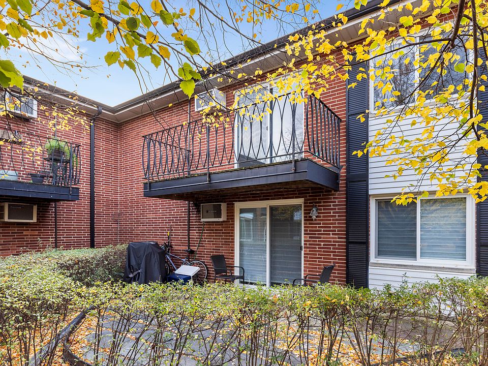 1st image of 2430 E Brandenberry Ct #2J