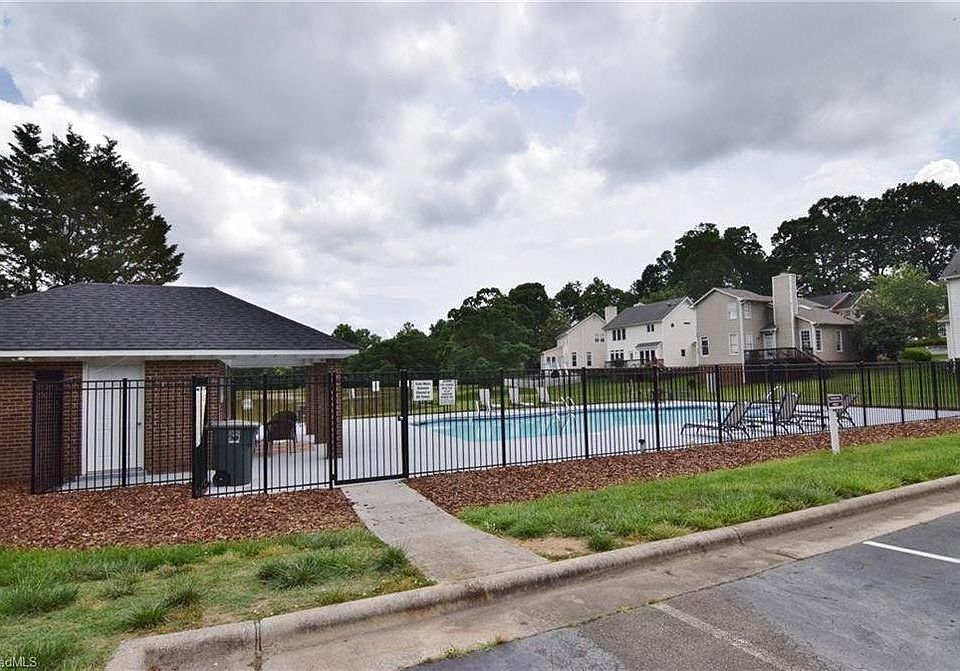 1st image of 76 Park Village Ln