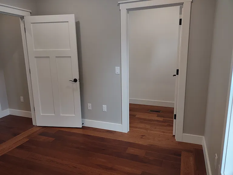 300 W Crawford Ave — Photo 48