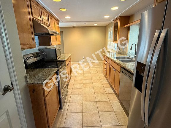2nd image of 15802 SE 47th St