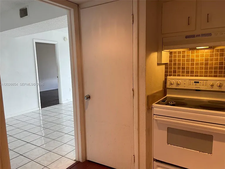4174 Inverrary Dr #903 — Photo 14
