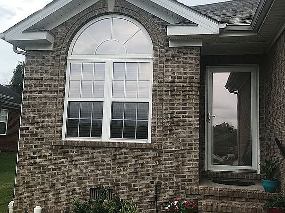 2nd image of 585 Village Creek Dr