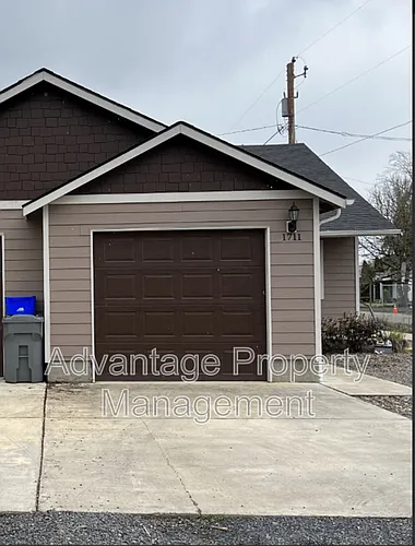 1711 S 9th St Photo 1 1711 S 9th St Photo 1