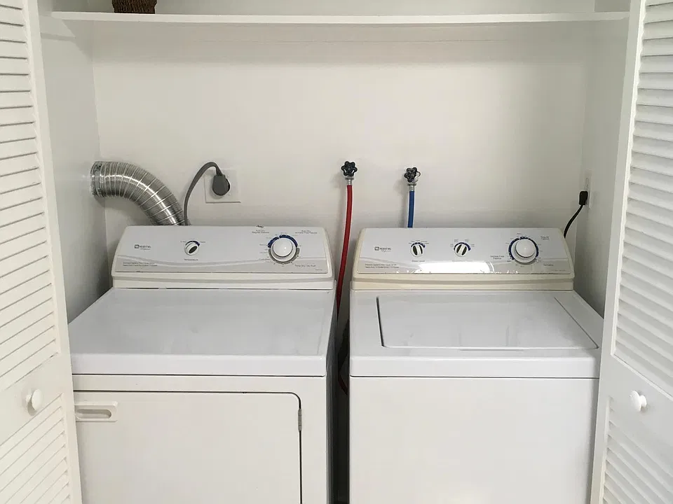 Washer & Dryer