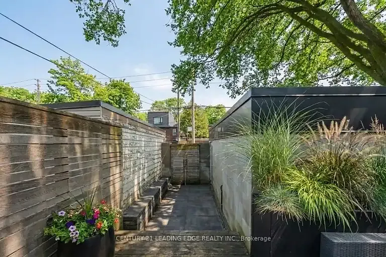 81 Dagmar Ave #1A — Photo 7