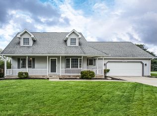 13519 Old Creek Ct, Mishawaka, IN 46545