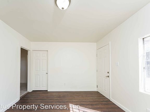 5th image of 759.5 N Raymond Ave