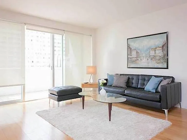 969 Hilgard Ave #609 — Photo 1