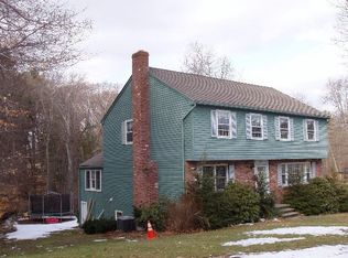 37 Kennel Hill Dr, Beverly, MA 01915