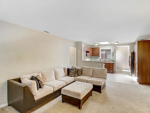 4th image of 622 Carla Ave