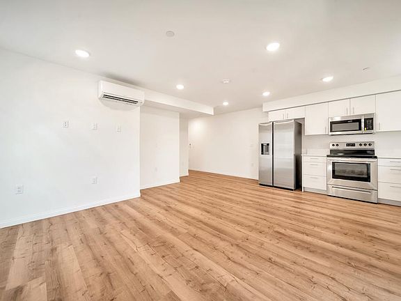 2nd image of 11514 Cumpston St #301
