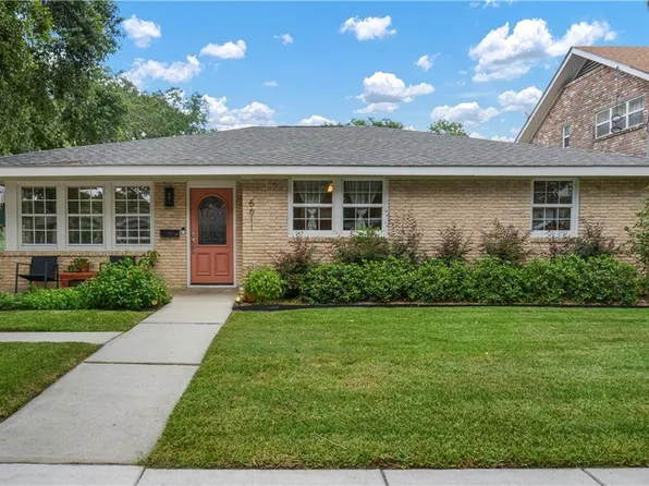 5611 Charlotte Dr, New Orleans, LA 70122