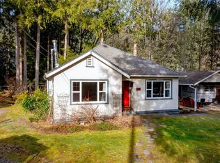 195 Johnson Pl, Lake Cowichan, BC V0R 2G1