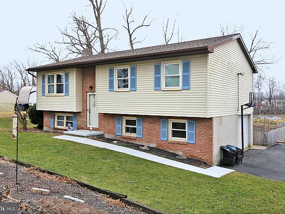 2nd image of 25 N Fisher St
