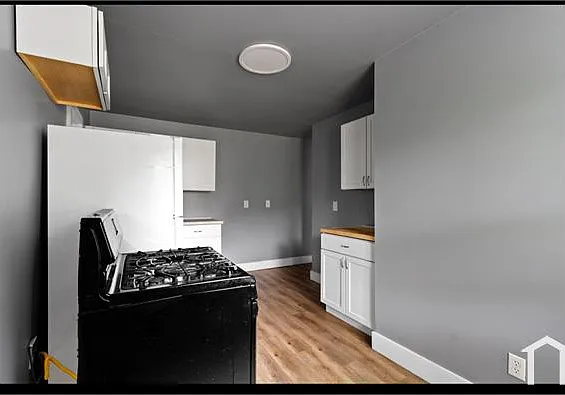 448 N State Ave #A — Photo 12