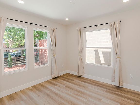 4th image of 609 Court St Suite C