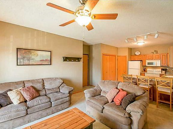 2nd image of 80 Circle Dr