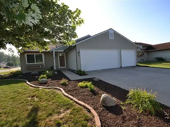 6236 Deville Pl, Fort Wayne, IN 46835