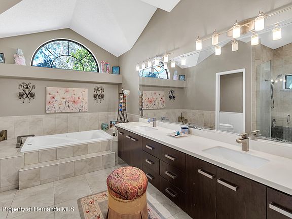 5th image of 8021 Moonlight Ln