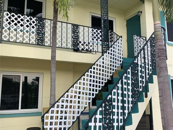 17688 Gulf Blvd #202