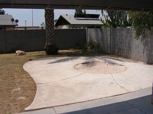 5th image of 1011 E Hoover Ave