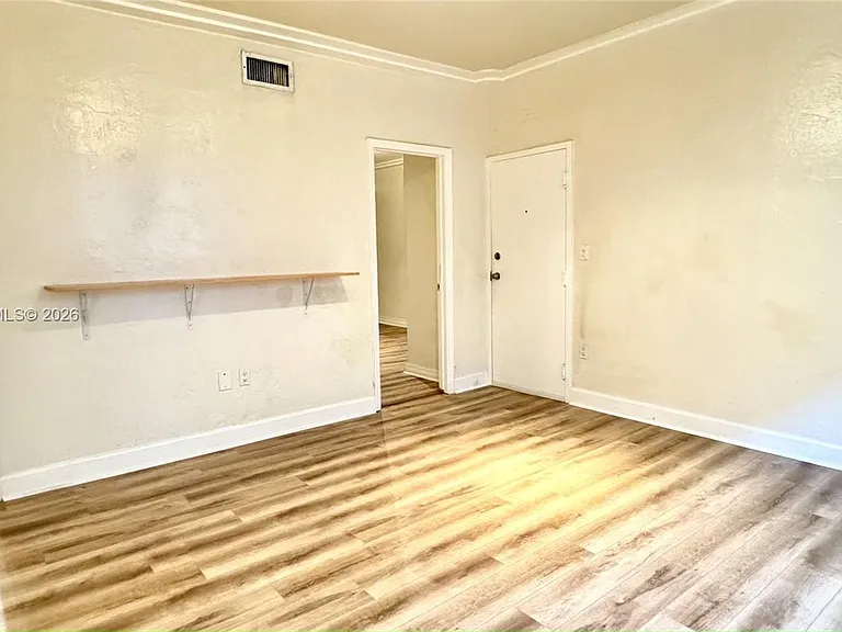 1335 Pennsylvania Ave #3 — Photo 4