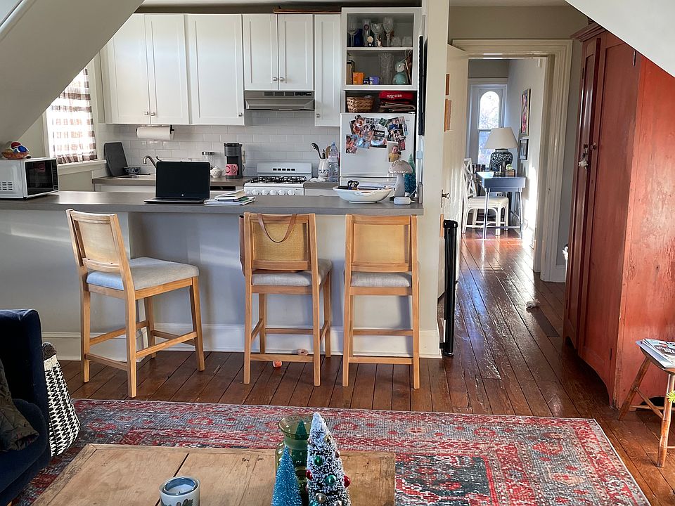 1st image of 5334 Greene St Floor 3