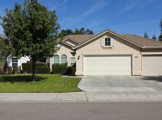 1863 Decatur Ave, Clovis, CA 93611