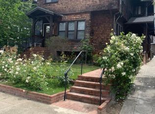 4244 Gilbert St, Oakland, CA 94611