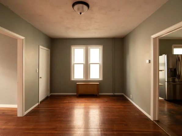 18 Dartmouth St, Pawtucket, RI 02860