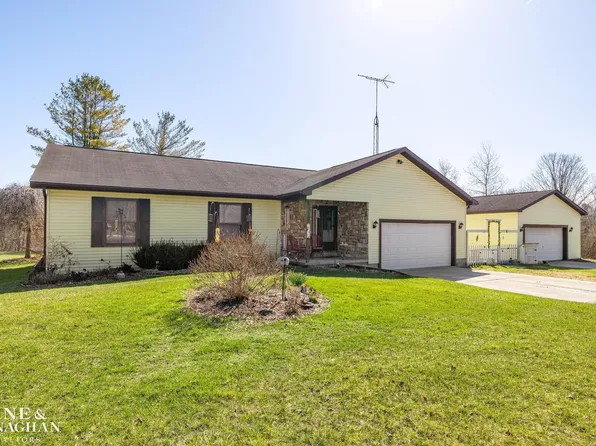 1310 N Pine River Rd, Smiths Creek, MI 48074