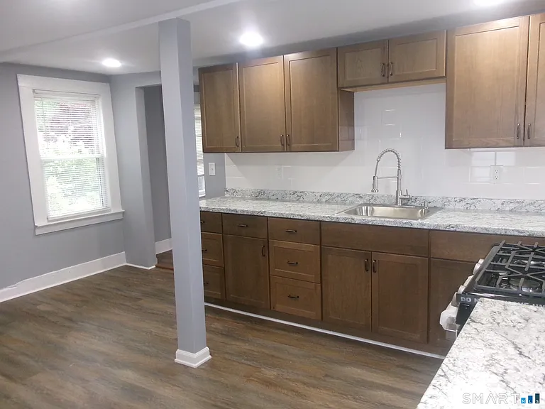 188 Hemingway Ave #2 — Photo 6