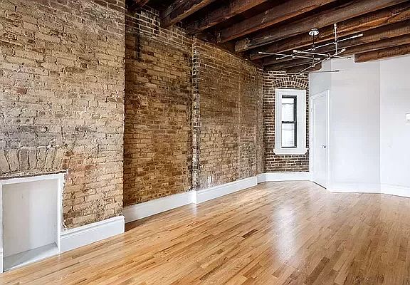 3rd image of 317 E 73rd St #4ER