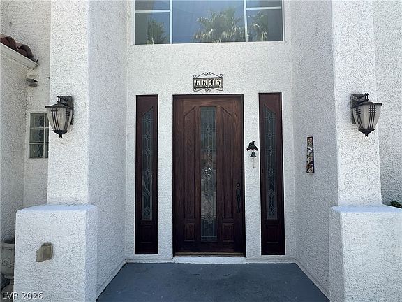 3rd image of 8645 Robinson Ridge Dr