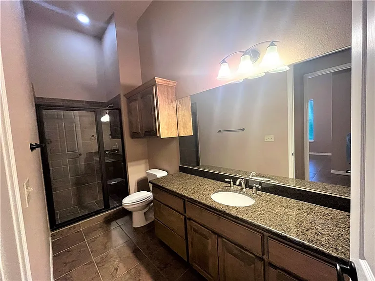 14910 Leeward Dr #802 — Photo 15