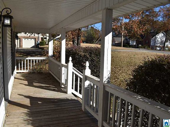 4th image of 154 Country Ln