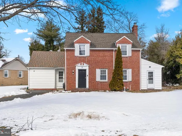 8 Georgetown Rd, Carneys Point, NJ 08069