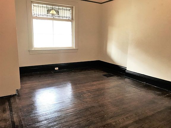 2nd image of 363 S Negley Ave APT 1