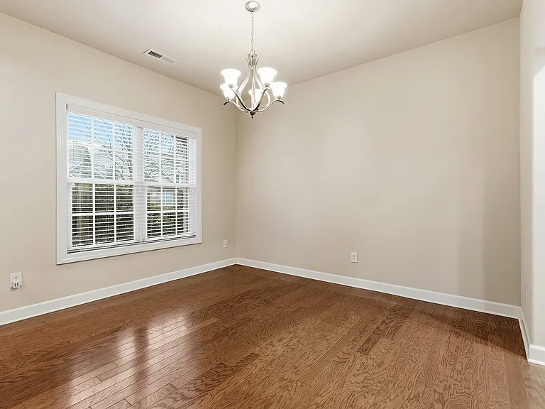1826 Rushing Wood Dr NW — Photo 5