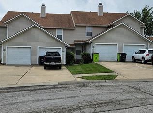 109 Cambridge Meadows Dr, Belton, MO 64012