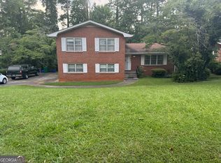 1046 Sans Souci Way, Clarkston, GA 30021