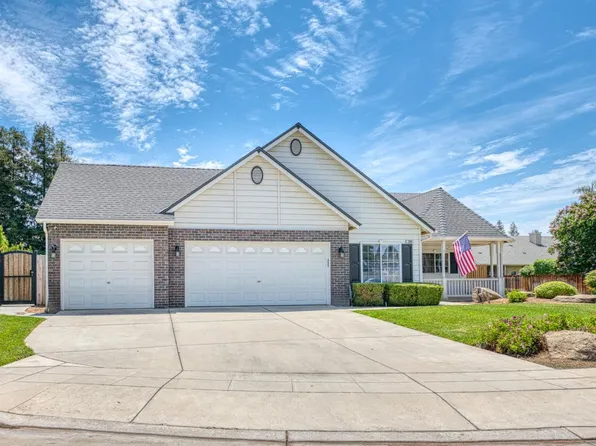 290 W Loyola Ave, Clovis, CA 93619