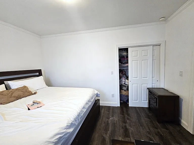 21 King St #2 — Photo 10