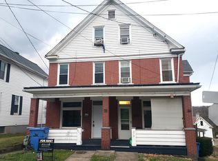 317 N 2nd St, Jeannette, PA 15644